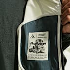 Chamarra con protección contra los rayos UV para hombre Nike ACG "Five Towers"