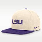 Gorra universitaria Nike Dri-FIT ajustable para hombre LSU Campus Prep
