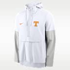 Chamarra universitaria Nike con gorro de medio cierre para hombre Tennessee Anorak