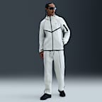 Chamarra Windrunner para hombre con tecnología Nike Tech de tejido Fleece con cierre completo y bloques de color
