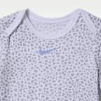 Conjunto de 2 piezas estampado Mini Spot para bebé (0-6 meses) Nike Essentials
