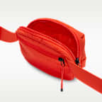 ナイキ オーラ クロスボディバッグ (2L)