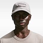 Nike Club Yumuşak Denim Yamalı Şapka