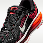 Tenis de correr en pavimento para niños grandes Nike Vomero 18