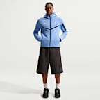 Tottenham Hotspur Tech Fleece Windrunner Men's Nike Football Full-Zip Hoodie