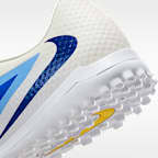 Tacos de fútbol para pasto sintético (turf) Nike Phantom 6 Low Academy