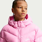 Chamarra acolchada Therma-FIT holgada para niños talla grande Nike Sportswear All Day Play
