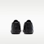 Nike Jr. Phantom 6 Low Club Big Kids' Indoor/Court Soccer Shoes