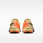 Nike Kiger 10 Trail Running Shoes