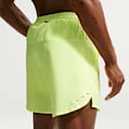 Nike Stride Dri-FIT 2-in-1-Laufshorts für Herren (ca. 18 cm)