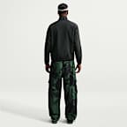 Pants cargo de tejido Woven con estampado integral para hombre Nike Air