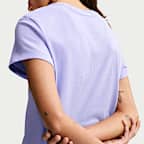 Nike Sportswear Women's Short-Sleeve Graphic T-Shirt