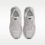 Nike Vomero 5 大童反光裝飾鞋款