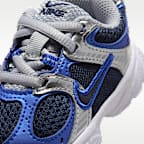 Tenis para bebé e infantil Nike V5 RNR