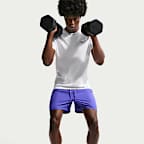 Shorts versátiles Dri-FIT de 13 cm sin forro para hombre Nike Form