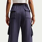 Pants cargo de tiro alto oversized para mujer Nike Studio Fleece Medium Weight
