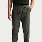 Pants de tejido Knit Dri-FIT Shori para hombre Nike Tech