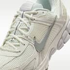 ナイキ ズーム ボメロ 5 メンズシューズ