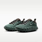 Nike Mind 002 Men's Pregame Shoes