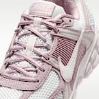 Nike Zoom Vomero 5 Women's Shoes with Reflective Design Accents