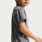 Conjunto de playera Miler y shorts Dri-FIT infantil Nike