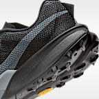 Nike Kiger 10 Trail Running Shoes