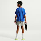 Playera de entrenamiento de manga corta Nike Pro Dri-FIT para niño talla grande