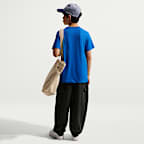 Playera para niños talla grande Nike Sportswear