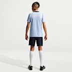 Shorts de fútbol Nike Dri-FIT Replica para niños talla grande Uruguay 2026 Stadium Home