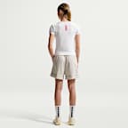 Playera de básquetbol de manga corta con gráfico para mujer Nike