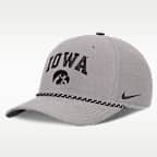 Gorra universitaria Nike ajustable para hombre Iowa Primetime Rise Rope