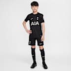 Tottenham Hotspur 2025/26 Stadium Away Older Kids' Nike Dri-FIT Football Replica Shirt