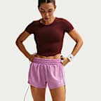 Short doublé à taille mi-basse 8 cm Dri-FIT Nike One pour femme
