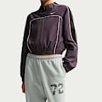 Nike Studio Fleece Medium Weight Hose mit mittelhohem Bund und offenem Saum (Damen)