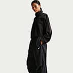 Pants ligeros de tiro medio con protección UV para mujer Nike Sportswear