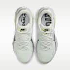 Γυναικεία παπούτσια για τρέξιμο σε δρόμο Nike Vomero 18