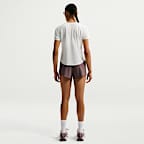 Shorts de correr Dri-FIT de tiro medio de 7 cm con forro de ropa interior para mujer Nike Swift