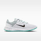 รองเท้าวิ่งโร้ดรันนิ่งผู้หญิง Nike Revolution 6