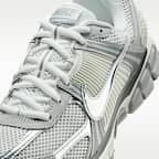 Nike Zoom Vomero 5 Men's Shoes