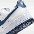 รองเท้าผู้ชาย Nike Air Force 1 '07