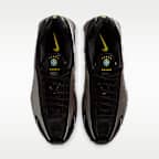 ナイキ ショックス R4 メンズシューズ