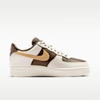 ナイキ エア フォース 1 '07 LV8 ウィメンズシューズ