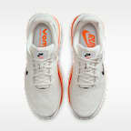 รองเท้าวิ่งโร้ดรันนิ่ง Nike Vomero Premium