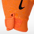 Nike Shark 2.0 Big Kids' Football Gloves (1 Pair)