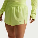Shorts de correr Dri-FIT de tiro medio de 7 cm con forro de ropa interior para mujer Nike Swift