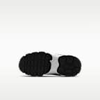 Nike Air Max Moto 2K Younger Kids' Shoes