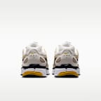 รองเท้าผู้ชาย Nike P-6000