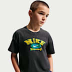 Playera para niños talla grande Nike Sportswear