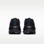 Nike Vomero Plus 男款路跑鞋