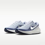 Nike Revolution 8 Straßenlaufschuh (Damen)